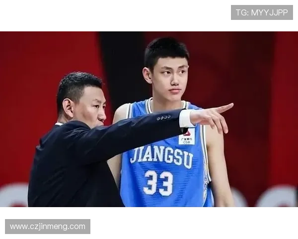 李楠爱子李禄曈时隔一年重返CBA注册背后隐藏的深层意义解析 李楠爱子李禄曈时隔一年重返CBA注册背后隐藏的深层意义解析